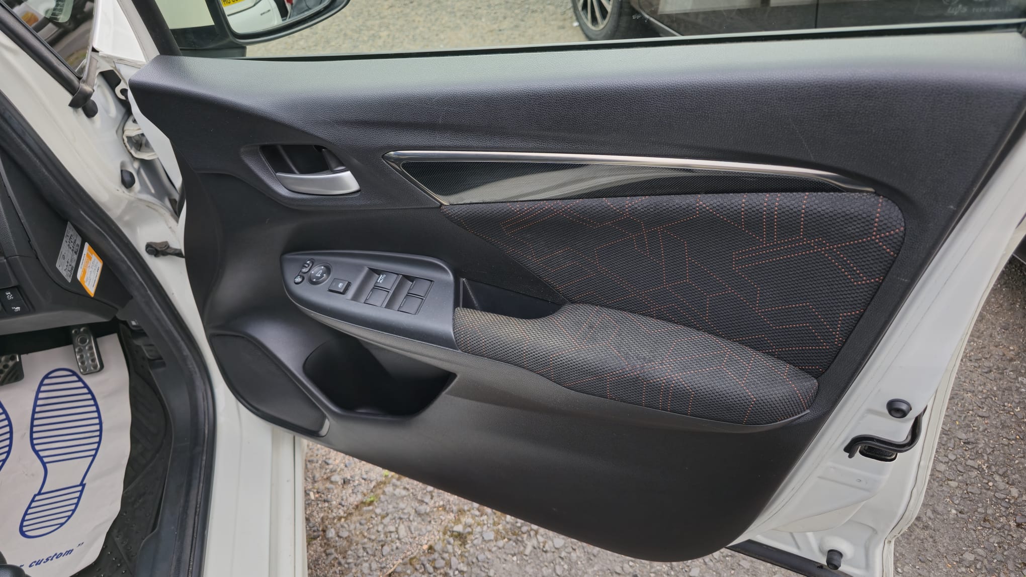 
								Honda Jazz full									