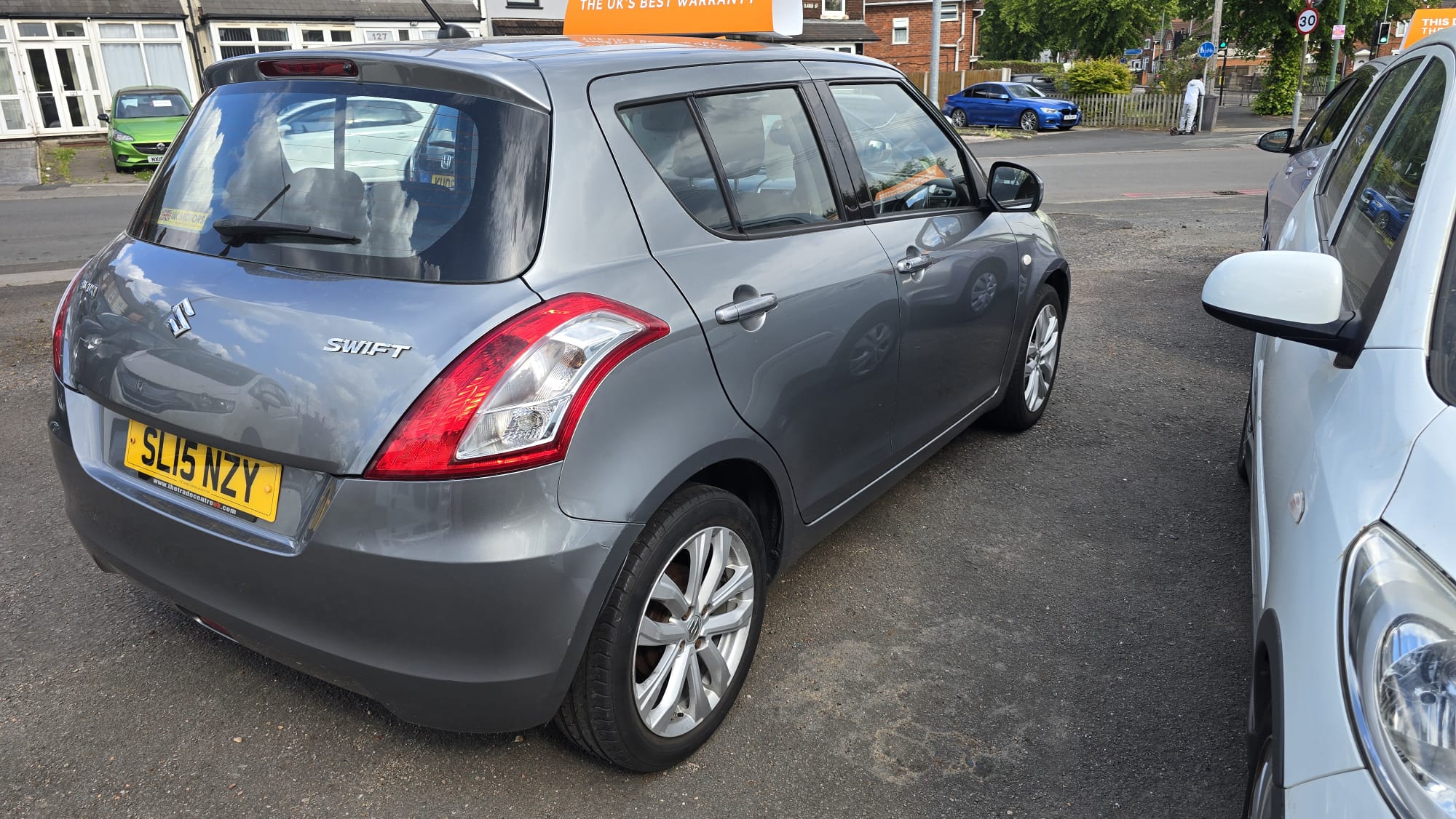 
								Suzuki Swift SZ3 full									