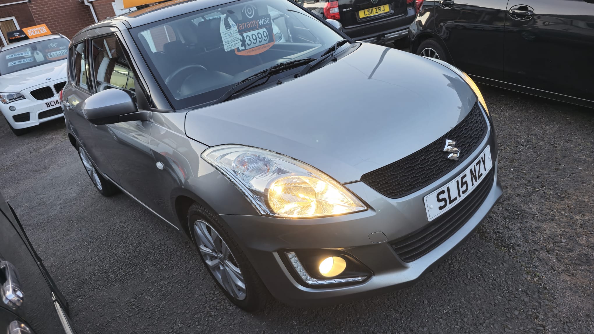 
								Suzuki Swift SZ3 full									