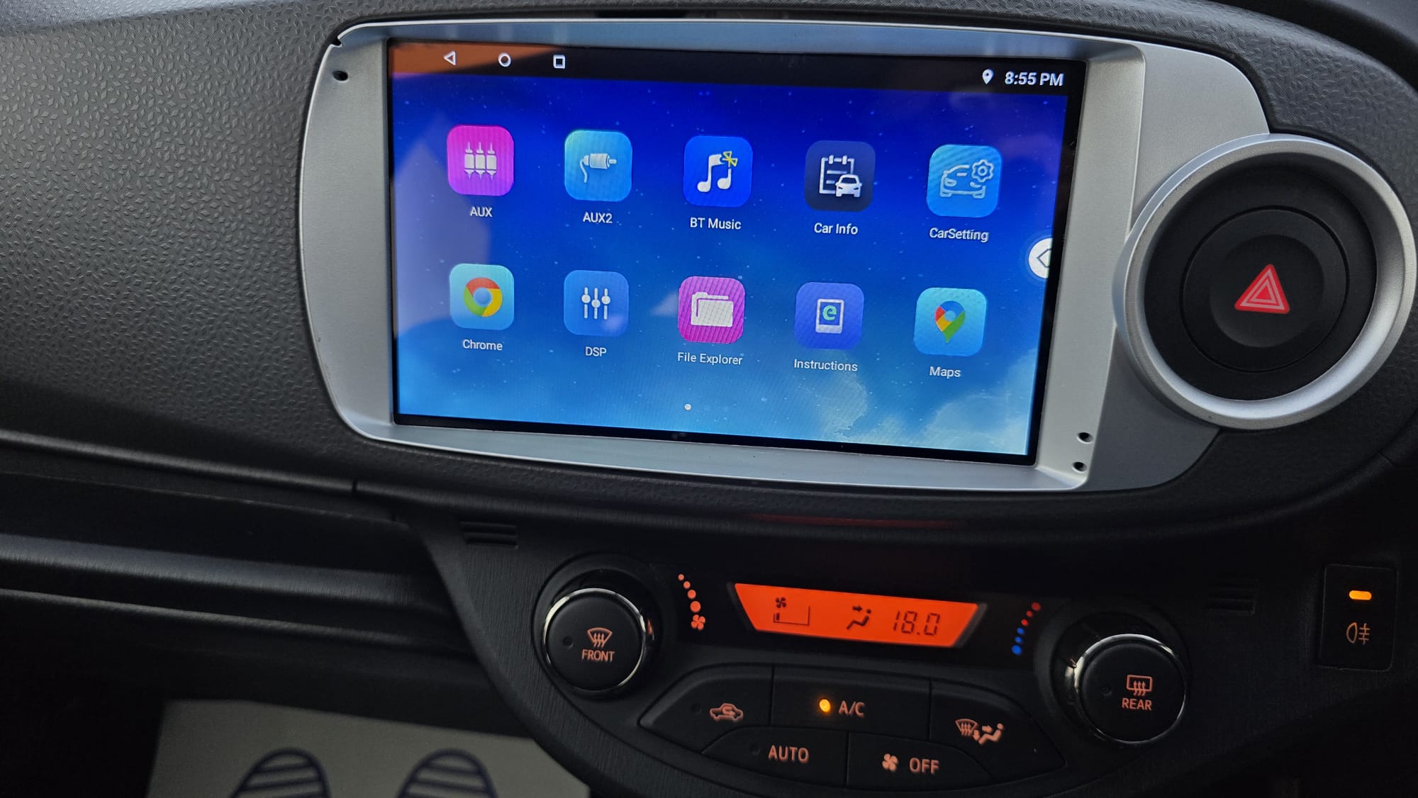 
								Toyota Yaris full									