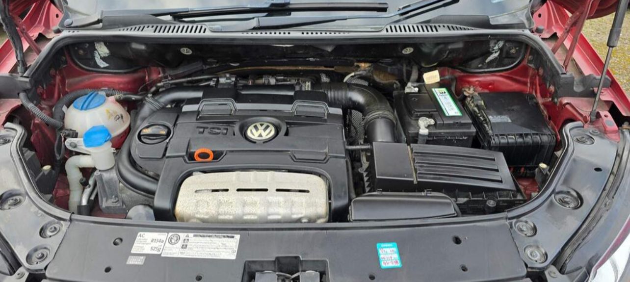 
								Volkswagen Touran full									