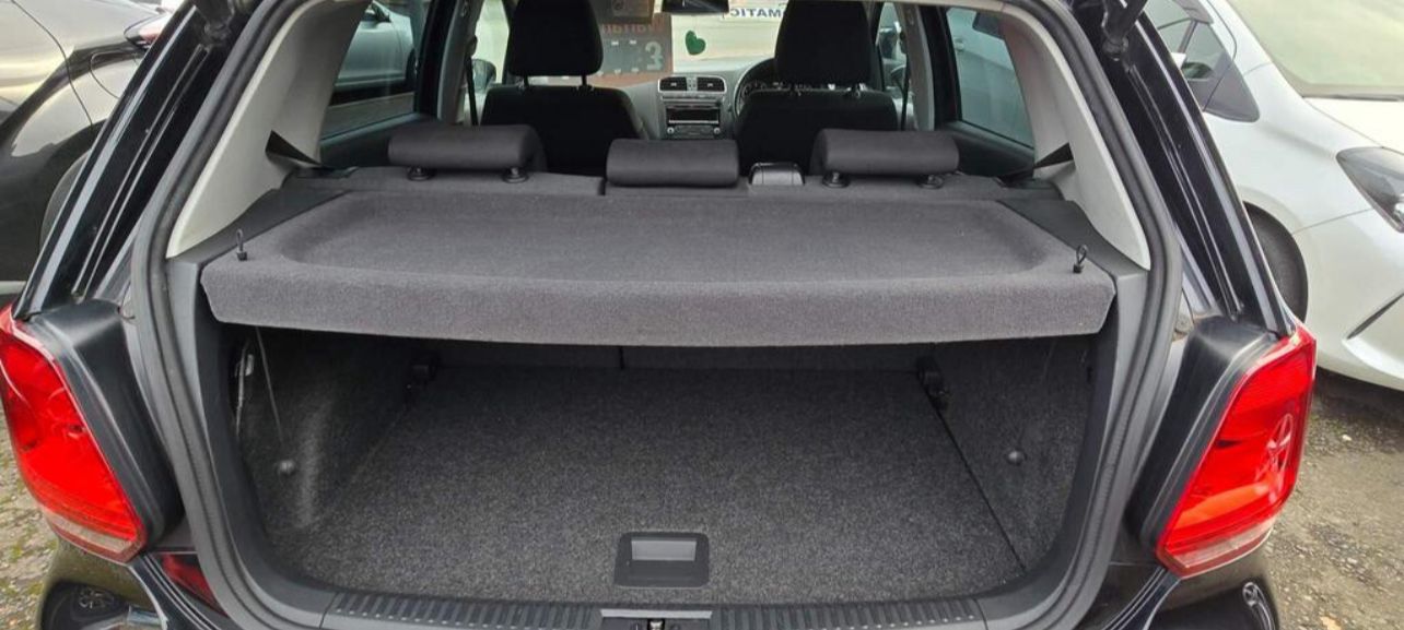 
								Volkswagen Polo For Sale full									