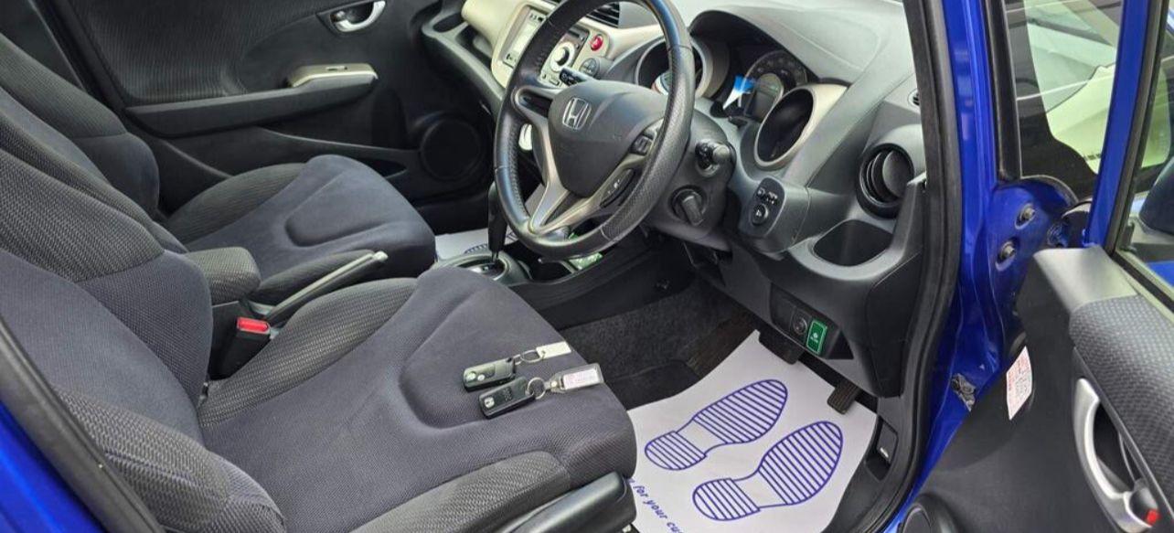 
								2012 Honda Jazz full									