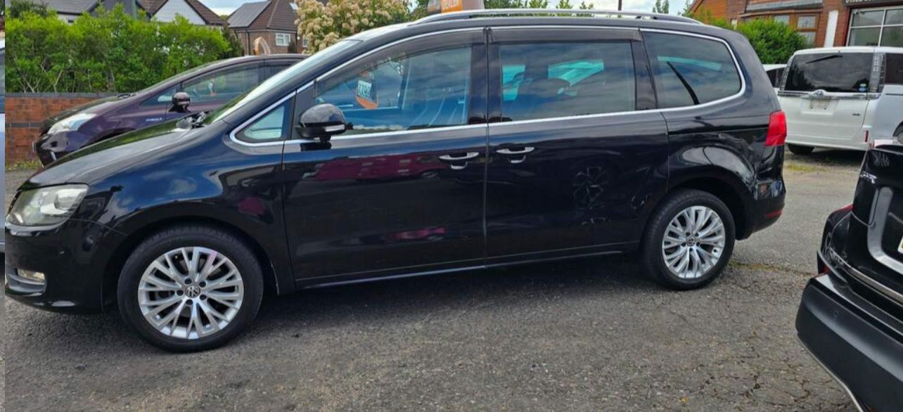 
								2013 Volkswagen Sharan – 1.4 TSI Blue Motion full									